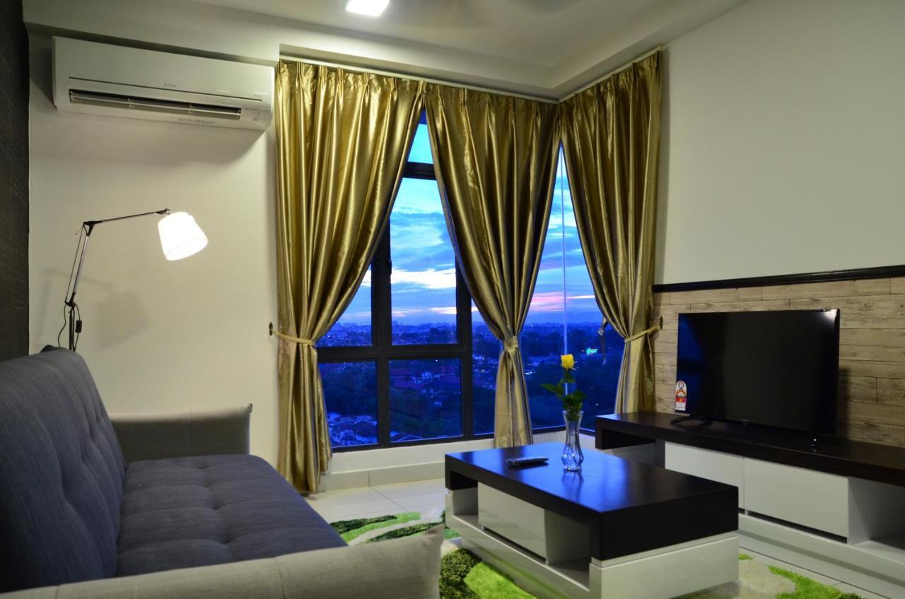 1Tebrau Premium Suites By 12Stay Johor Bahru Kültér fotó