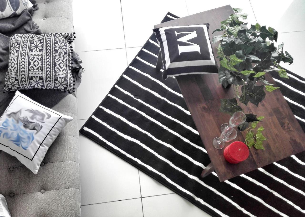 1Tebrau Premium Suites By 12Stay Johor Bahru Kültér fotó