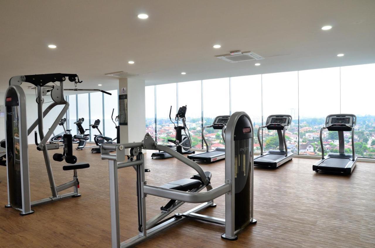 1Tebrau Premium Suites By 12Stay Johor Bahru Kültér fotó