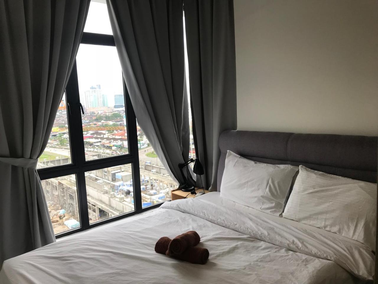 1Tebrau Premium Suites By 12Stay Johor Bahru Kültér fotó