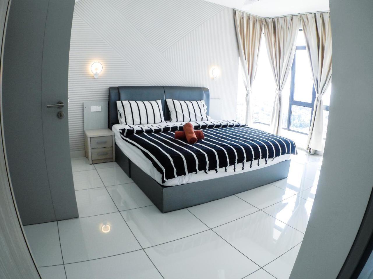 1Tebrau Premium Suites By 12Stay Johor Bahru Kültér fotó