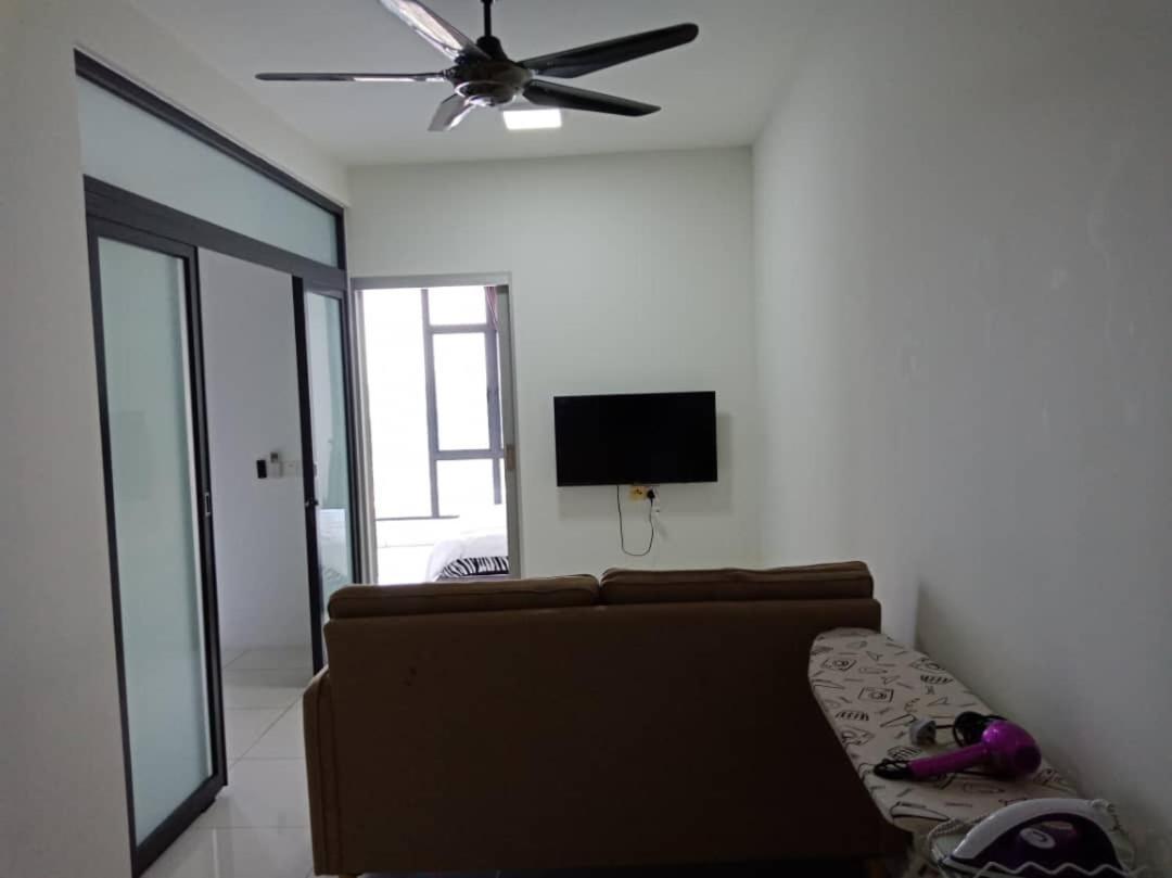 1Tebrau Premium Suites By 12Stay Johor Bahru Kültér fotó