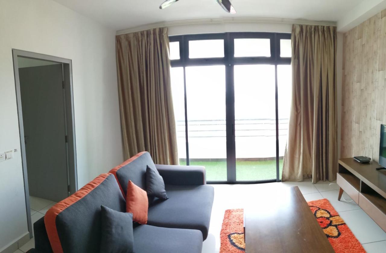 1Tebrau Premium Suites By 12Stay Johor Bahru Kültér fotó