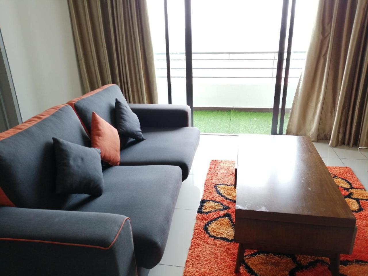 1Tebrau Premium Suites By 12Stay Johor Bahru Kültér fotó