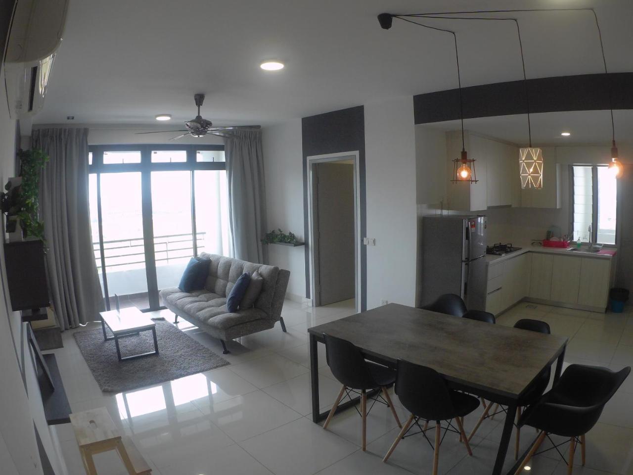 1Tebrau Premium Suites By 12Stay Johor Bahru Kültér fotó